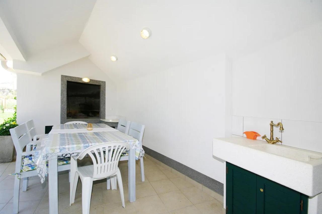 Willa House Viki Plano Zewnętrze zdjęcie